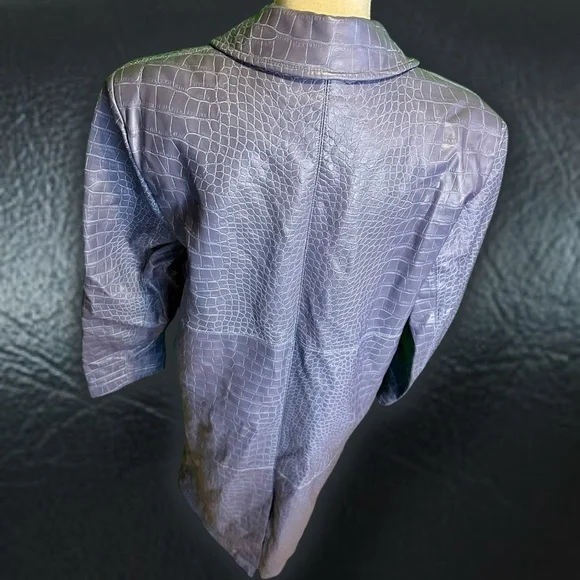 NWOT Hosbjerg Vegan Leather ‘Irah Croc Embossed Coat’ in “Dust Blue” Size Medium - Picture 14 of 16